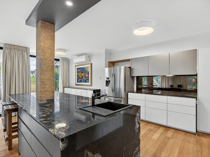 Photo - 3/24 Constitution Street, East Perth WA 6004 - Image 6