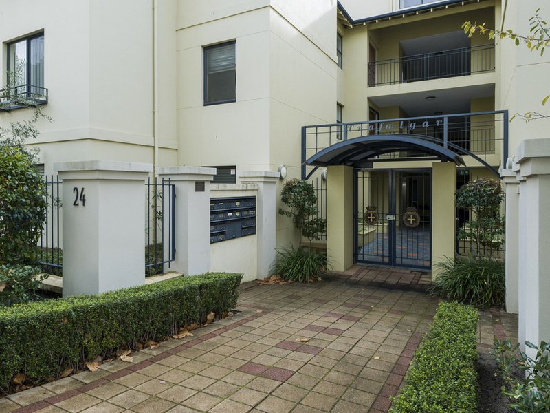 Photo - 3/24 Constitution Street, East Perth WA 6004 - Image 3