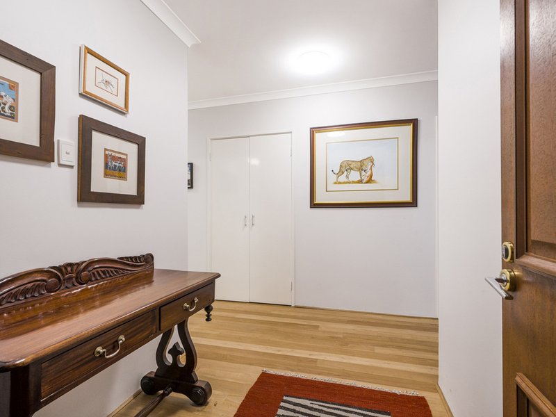 Photo - 3/24 Constitution Street, East Perth WA 6004 - Image 4