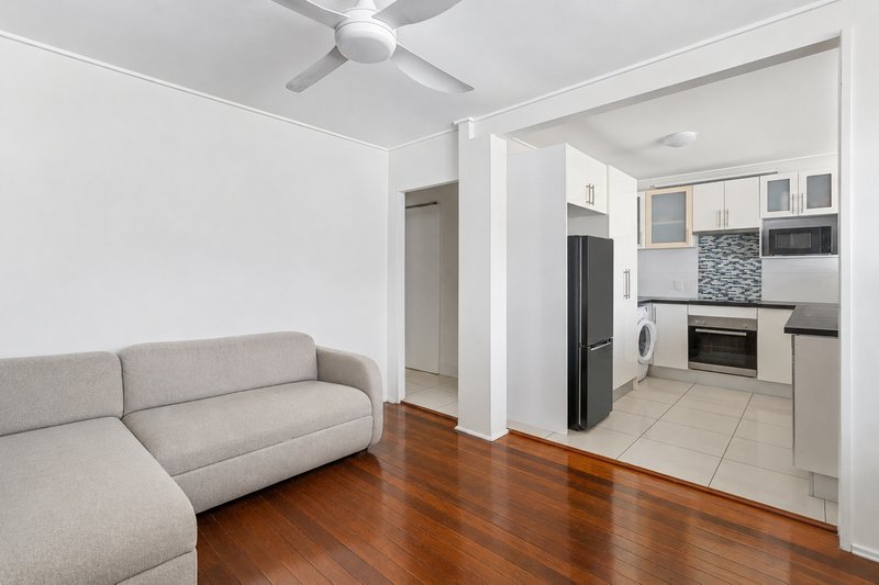 Photo - 3/24 Fifth Avenue, Kedron QLD 4031 - Image 2