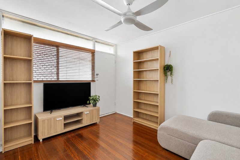 Photo - 3/24 Fifth Avenue, Kedron QLD 4031 - Image 3