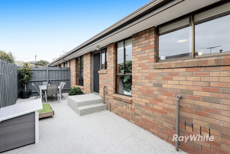 Photo - 3/24 Golf Links Avenue, Oakleigh VIC 3166 - Image 6