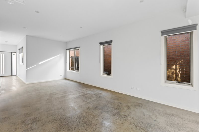 Photo - 3/24 Housden Street, Broadmeadows VIC 3047 - Image 5