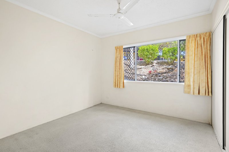 Photo - 3/24 Island Drive, Cannonvale QLD 4802 - Image 7