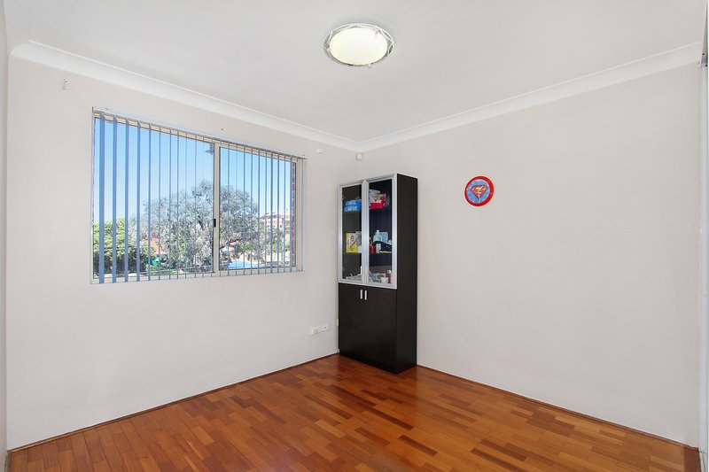 Photo - 3/24 Northumberland Road, Auburn NSW 2144 - Image 7