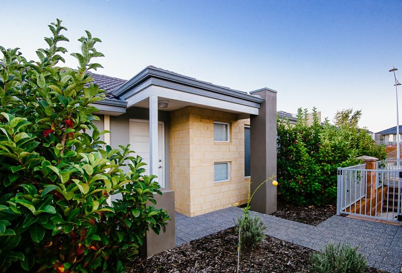 Photo - 3/24 Porrecta Link, Banksia Grove WA 6031 - Image 2