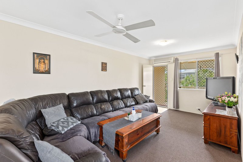 Photo - 3/24 Silvyn Street, Redcliffe QLD 4020 - Image 7