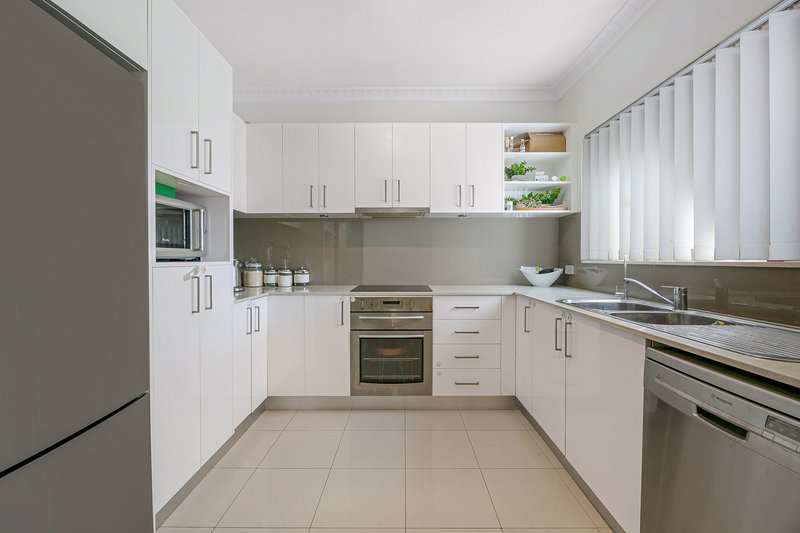 Photo - 3/24 Stanley Street, Bankstown NSW 2200 - Image 3