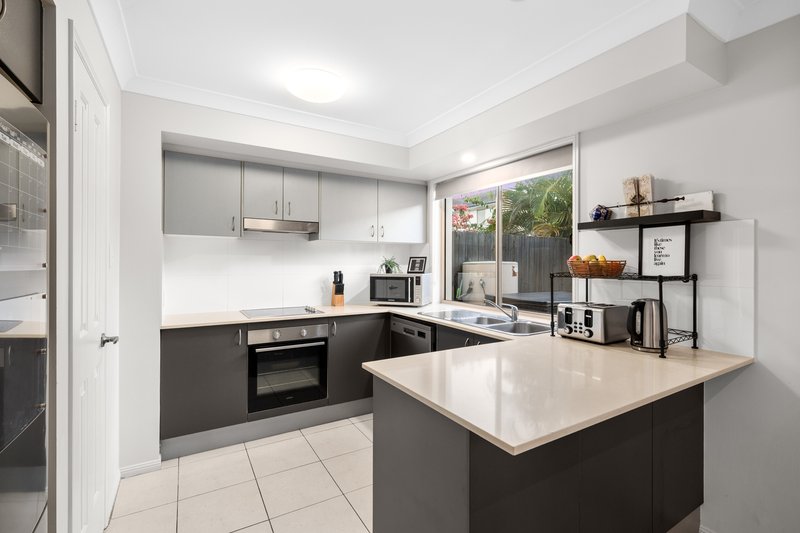 Photo - 3/24 Tallis Street, Wakerley QLD 4154 - Image 5