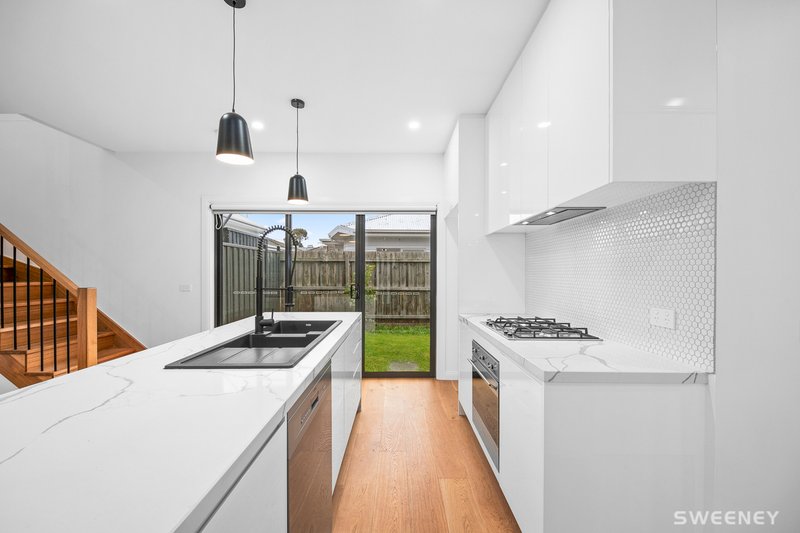 Photo - 3/24 Thorpe Street, Newport VIC 3015 - Image 2