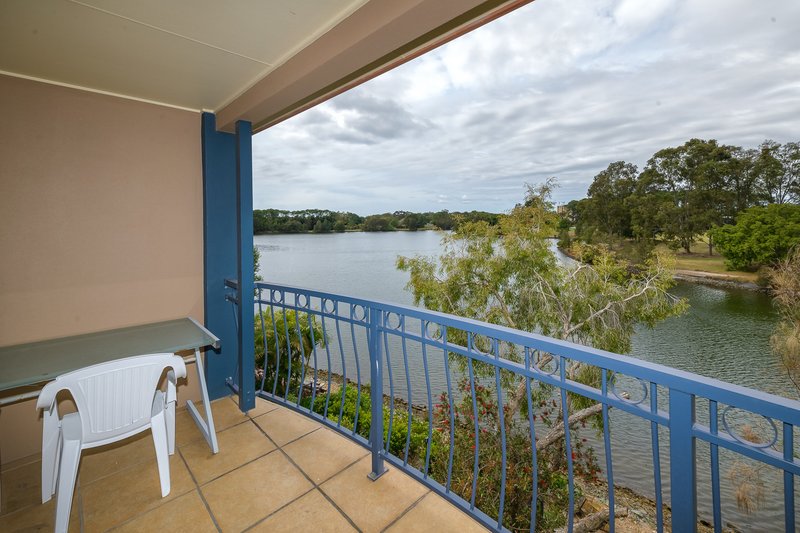 Photo - 32/4 University Drive, Robina QLD 4226 - Image 11