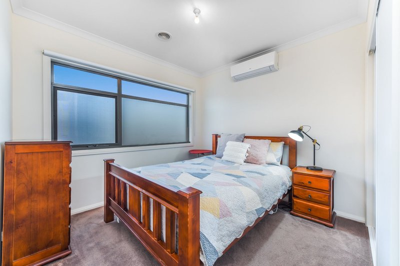 Photo - 3/24 Whitworth Avenue, Springvale VIC 3171 - Image 7