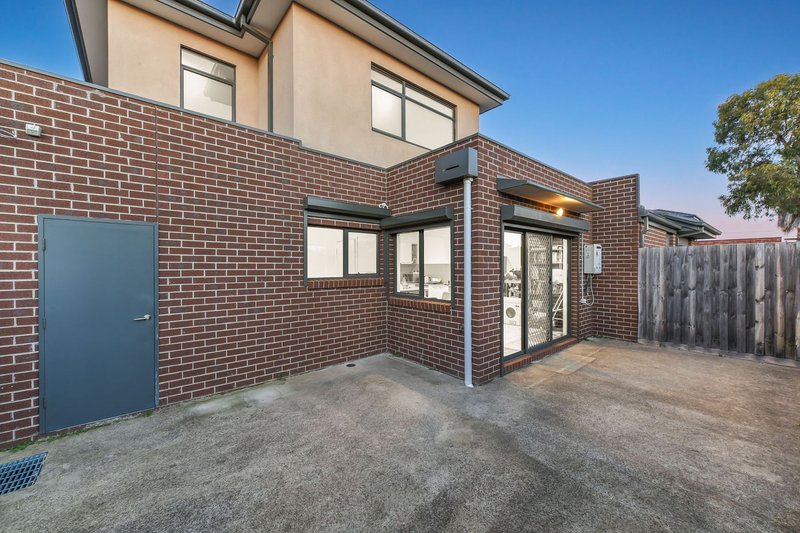 Photo - 3/24 Whitworth Avenue, Springvale VIC 3171 - Image 8