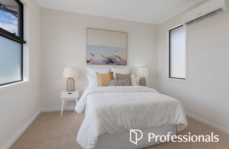Photo - 3/24 Wridgway Avenue, Burwood VIC 3125 - Image 9