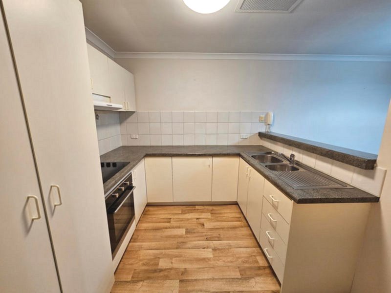 Photo - 32/40 Wellington Street, East Perth WA 6004 - Image 7