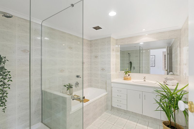 Photo - 32/41a Broadwater Street, Runaway Bay QLD 4216 - Image 18