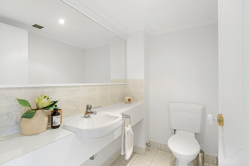 Photo - 32/41a Broadwater Street, Runaway Bay QLD 4216 - Image 19