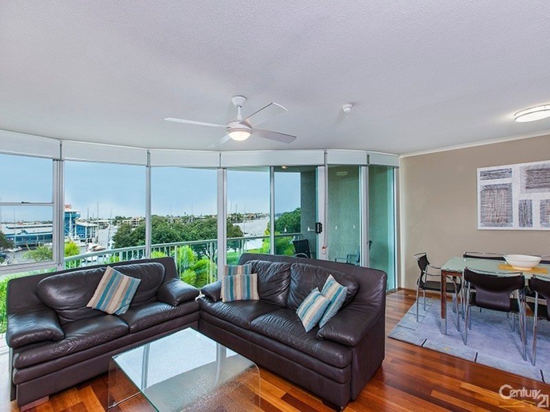 32/42-56 River Esplanade, Mooloolaba QLD 4557