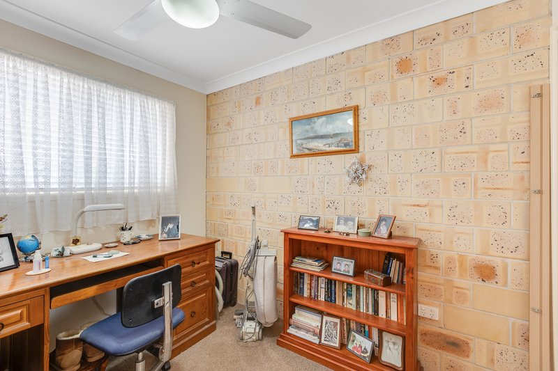 Photo - 3/242 Spring Street, Kearneys Spring QLD 4350 - Image 10