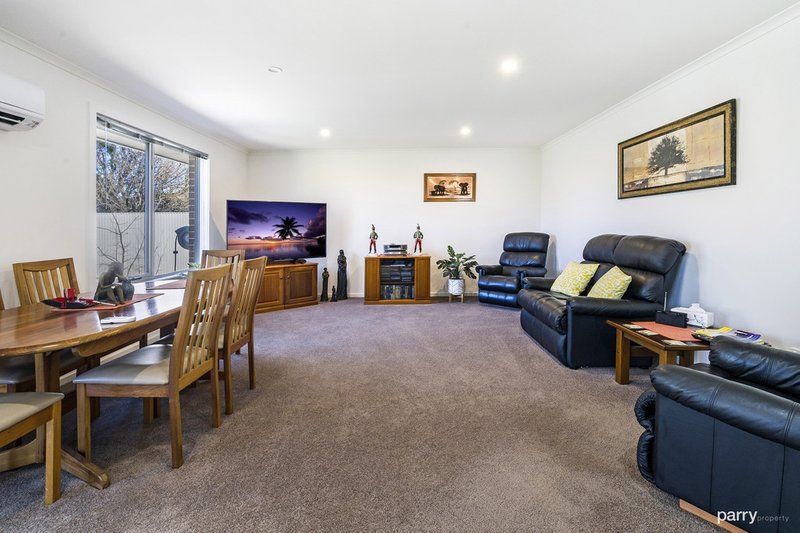 Photo - 3/243 Flinders Street, Beauty Point TAS 7270 - Image 6