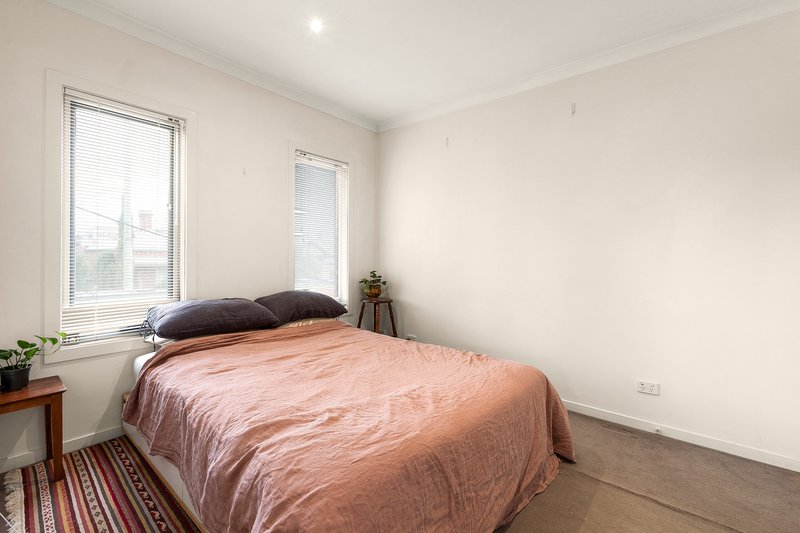 Photo - 3/243 Nicholson Street, Brunswick East VIC 3057 - Image 4