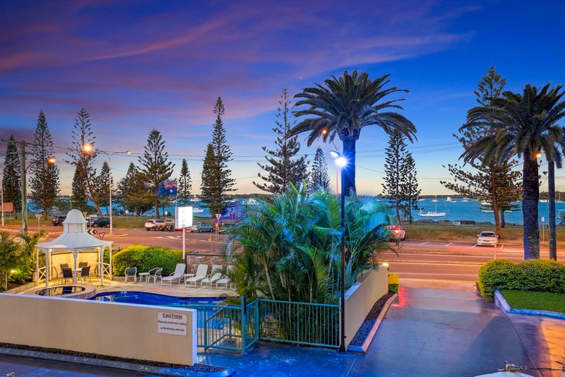 Photo - 32/484-488 Marine Parade, Biggera Waters QLD 4216 - Image 2