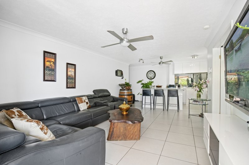 Photo - 3/25-27 Commerce Drive, Robina QLD 4226 - Image 3