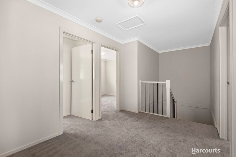 Photo - 3/25-27 Starflower Way, Truganina VIC 3029 - Image 5