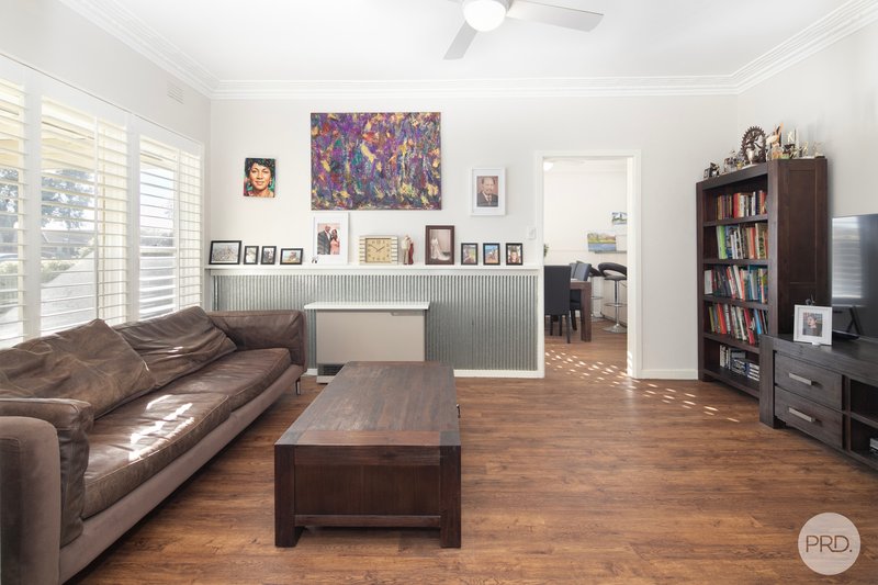 Photo - 325 Albert Street, Sebastopol VIC 3356 - Image 3