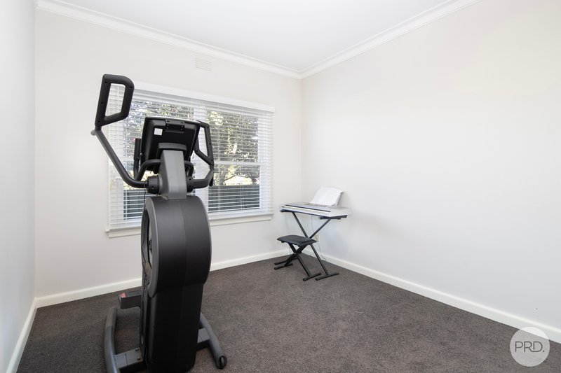 Photo - 325 Albert Street, Sebastopol VIC 3356 - Image 10
