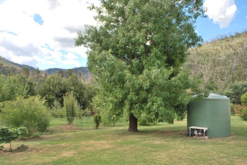 Photo - 325 Myrtleford - Stanley Road, Mudgegonga VIC 3737 - Image 14