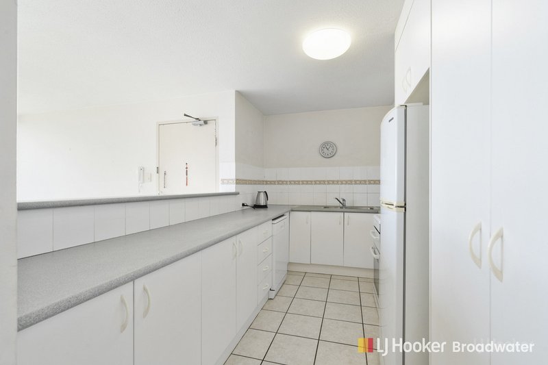 Photo - 3/25 Pacific Street, Main Beach QLD 4217 - Image 9