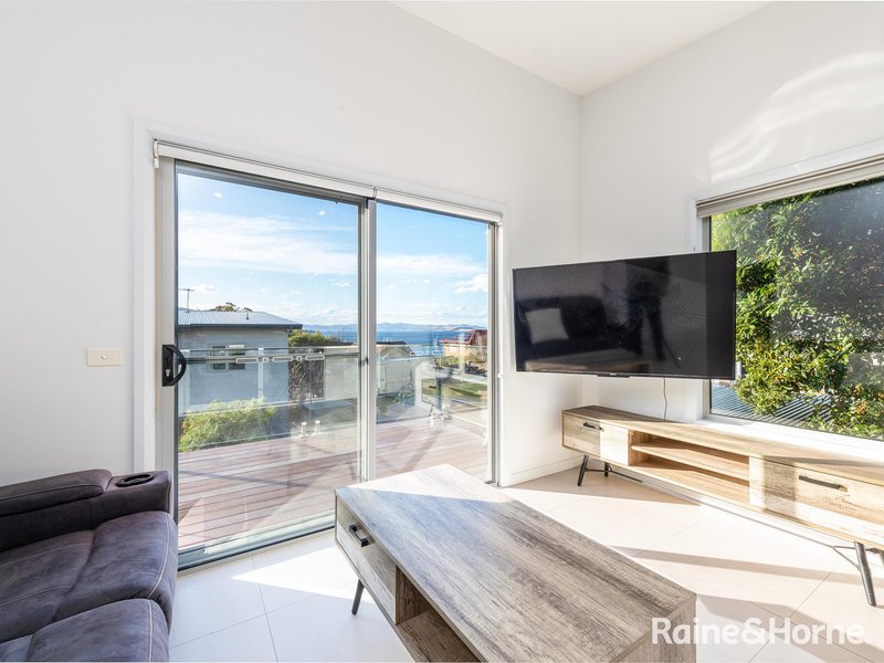 Photo - 3/25 Powell Road, Blackmans Bay TAS 7052 - Image 4