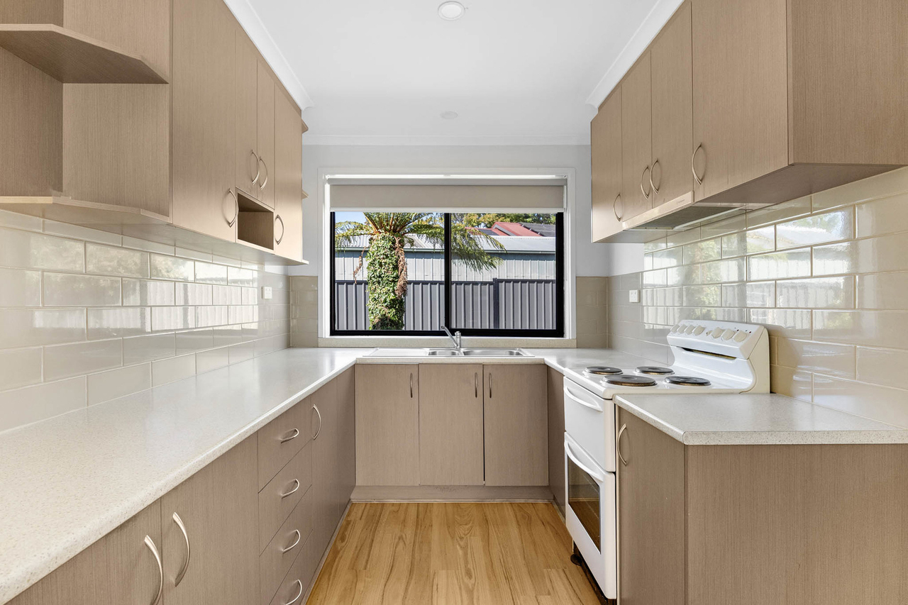 2-bedroom unit at 3/25 Prince Street, Gisborne, VIC 3437, Macedon Ranges, Victoria