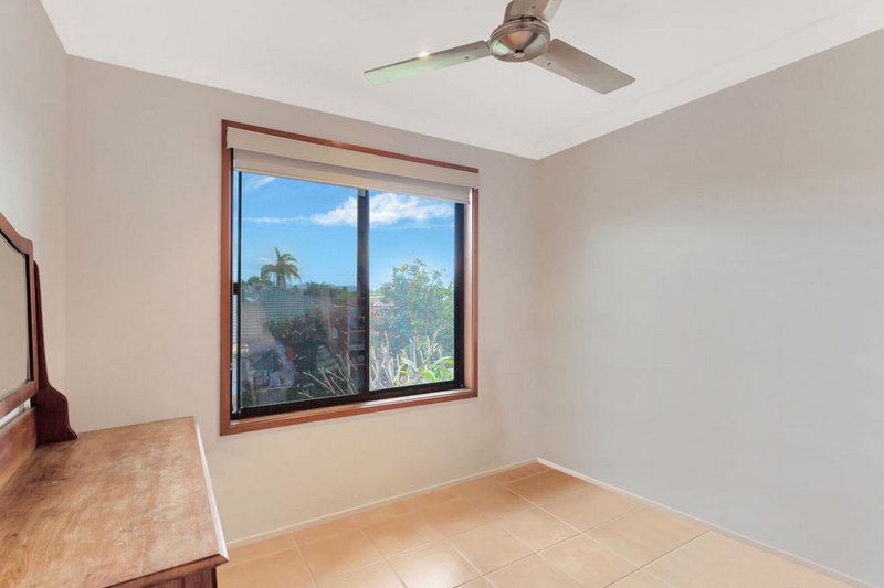 Photo - 3/25 Sunbird Street, Burleigh Waters QLD 4220 - Image 11