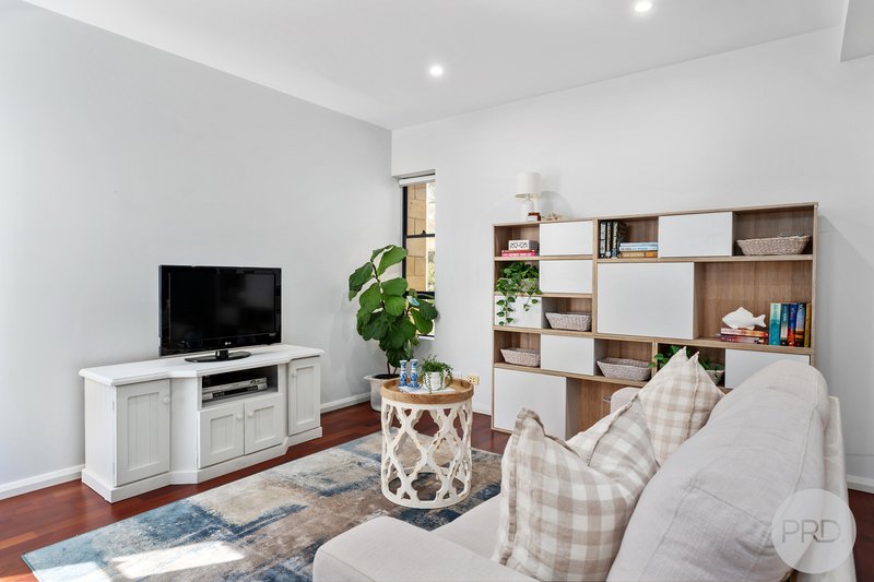 Photo - 3/25 Tomaree Street, Nelson Bay NSW 2315 - Image 17