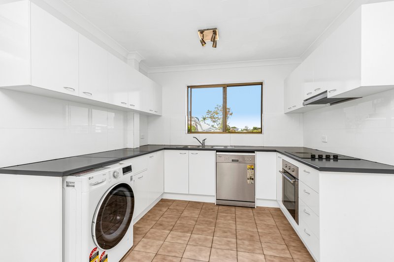 Photo - 3/25 Westacott Street, Nundah QLD 4012 - Image 3