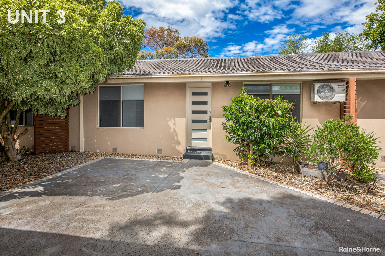 2-bedroom unit at 3/25 Worcester Road, Gisborne, VIC 3437, Macedon Ranges, Victoria