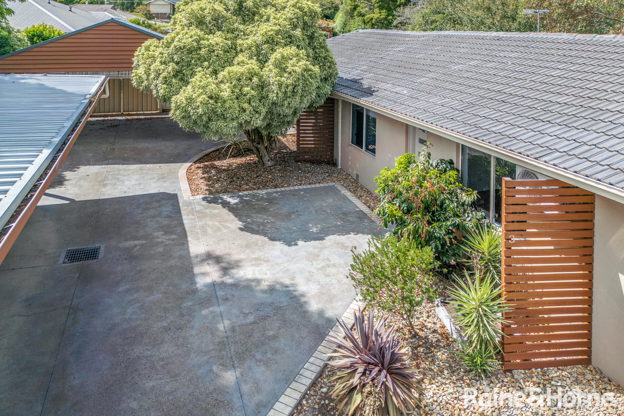 2-bedroom unit at 3/25 Worcester Road, Gisborne, VIC 3437, Macedon Ranges, Victoria