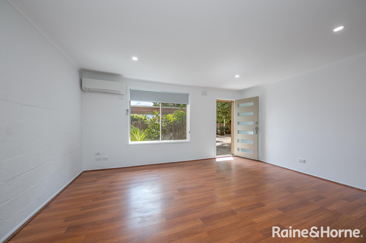 2-bedroom unit at 3/25 Worcester Road, Gisborne, VIC 3437, Macedon Ranges, Victoria