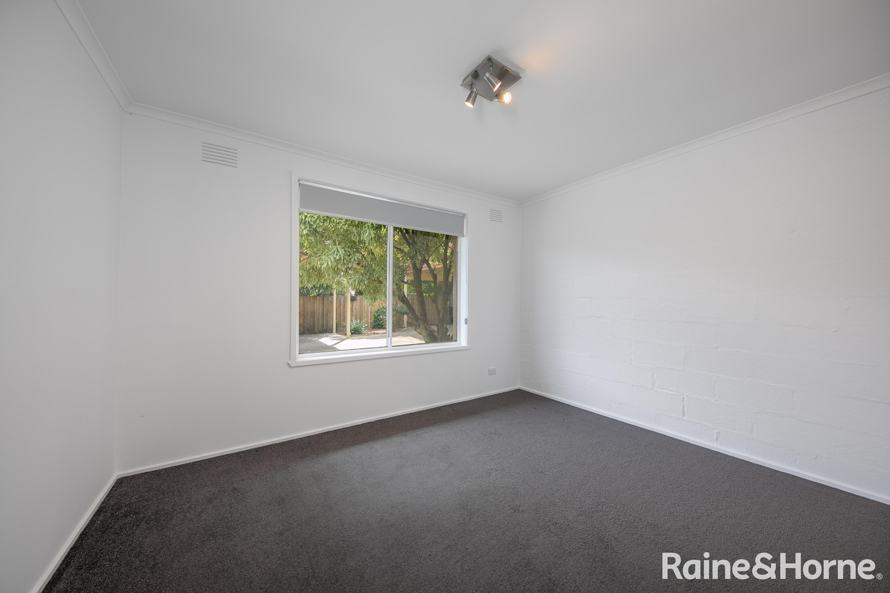 2-bedroom unit at 3/25 Worcester Road, Gisborne, VIC 3437, Macedon Ranges, Victoria