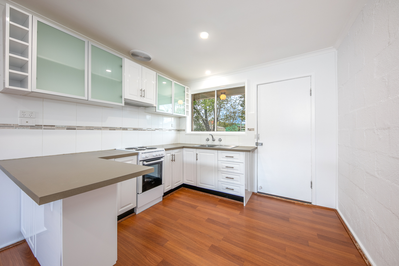 2-bedroom unit at 3/25 Worcester Road, Gisborne, VIC 3437, Macedon Ranges, Victoria