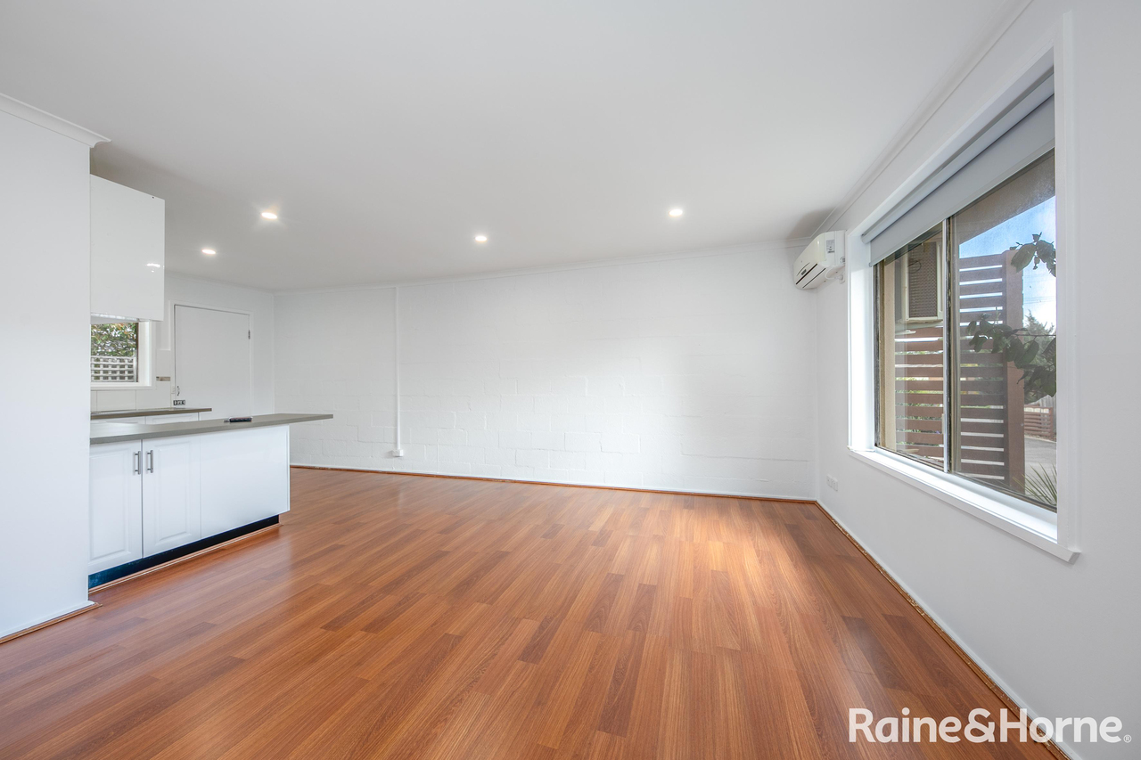 2-bedroom unit at 3/25 Worcester Road, Gisborne, VIC 3437, Macedon Ranges, Victoria