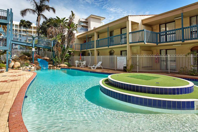 Photo - 3/251 West Coast Highway, Scarborough WA 6019 - Image 1
