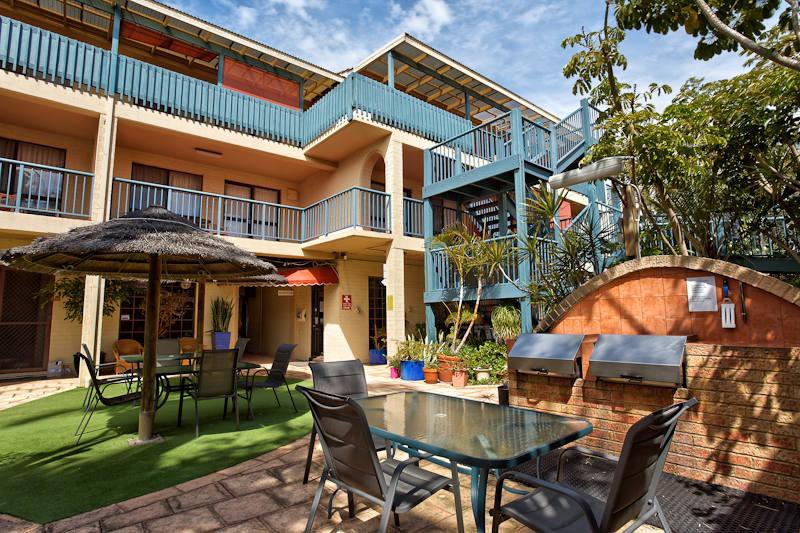 Photo - 3/251 West Coast Highway, Scarborough WA 6019 - Image 2