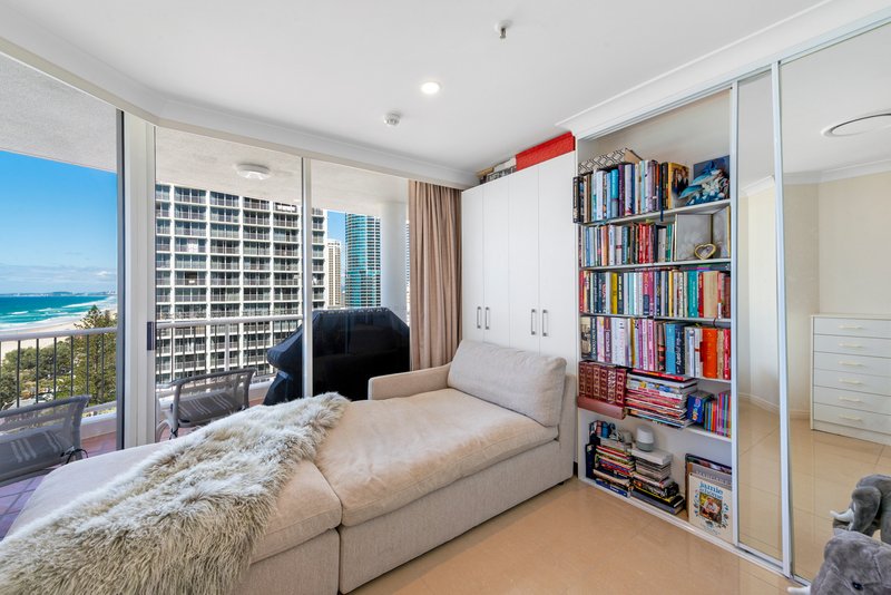 Photo - 325/2 View Avenue, Surfers Paradise QLD 4217 - Image 17
