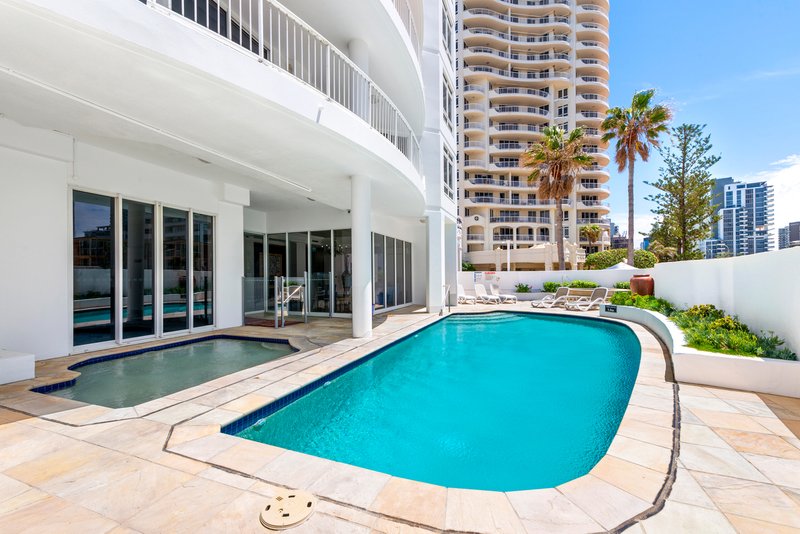 Photo - 325/2 View Avenue, Surfers Paradise QLD 4217 - Image 23