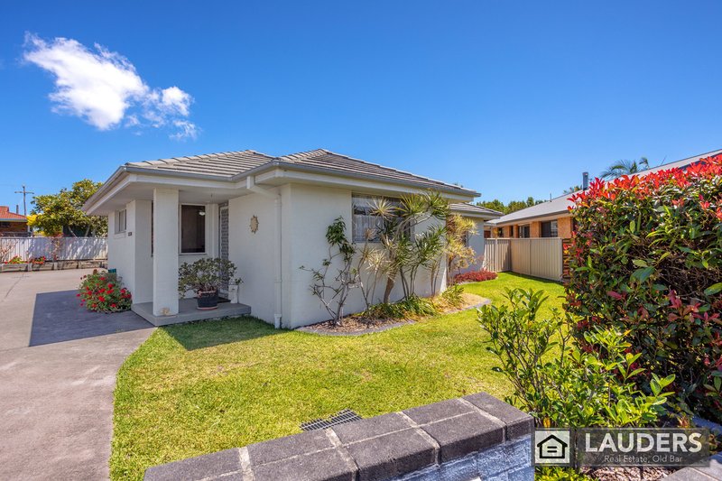 Photo - 3/26-28 Ivy Crescent, Old Bar NSW 2430 - Image 1