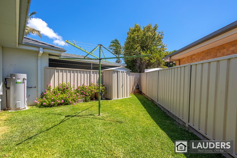 Photo - 3/26-28 Ivy Crescent, Old Bar NSW 2430 - Image 8