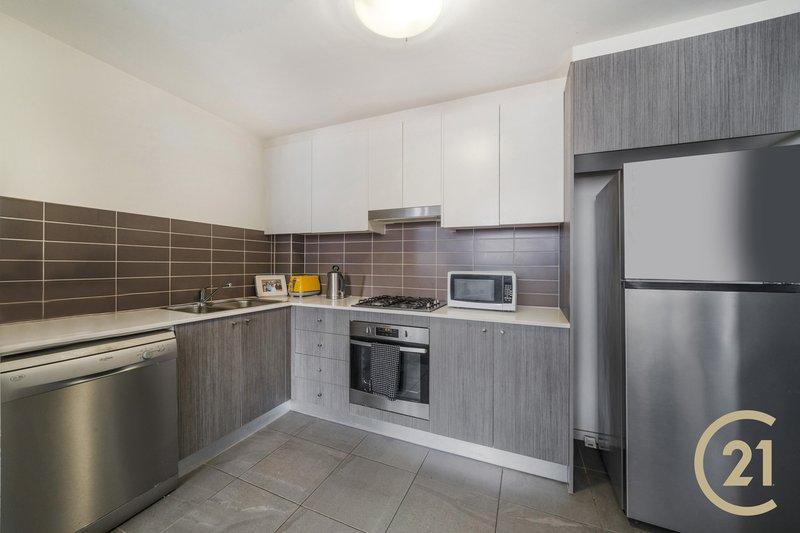 Photo - 32/6-8 George Street, Warwick Farm NSW 2170 - Image 5